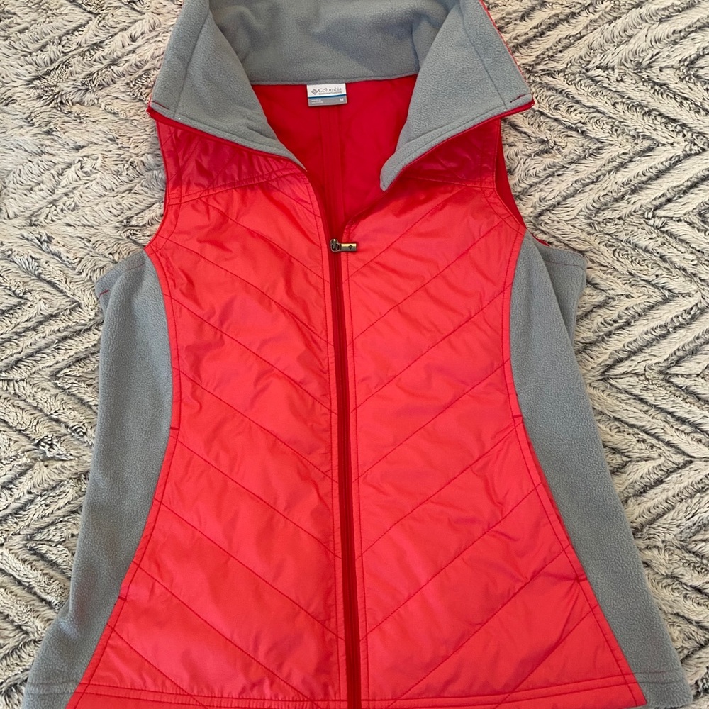 Columbia Vest